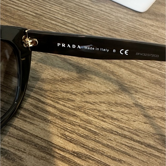 NWT Prada 56MM Cat Eye Sunglasses w/ Case & Cleaning Cloth - Picture 9 of 14